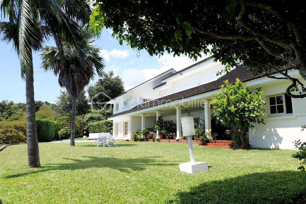 Maison à SAINT-DENIS