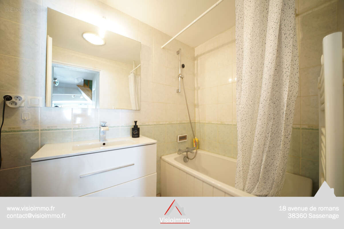 Appartement à LA TOUR-DU-PIN
