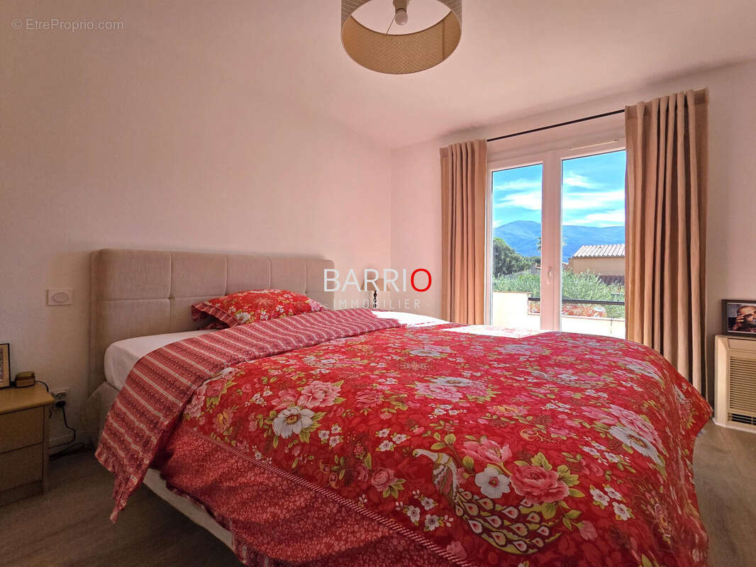 Maison à SAINT-GENIS-DES-FONTAINES