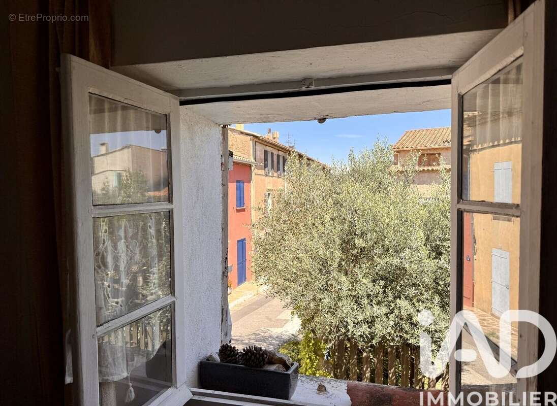Maison 60 m² à La Garde-Freinet  - photo 4