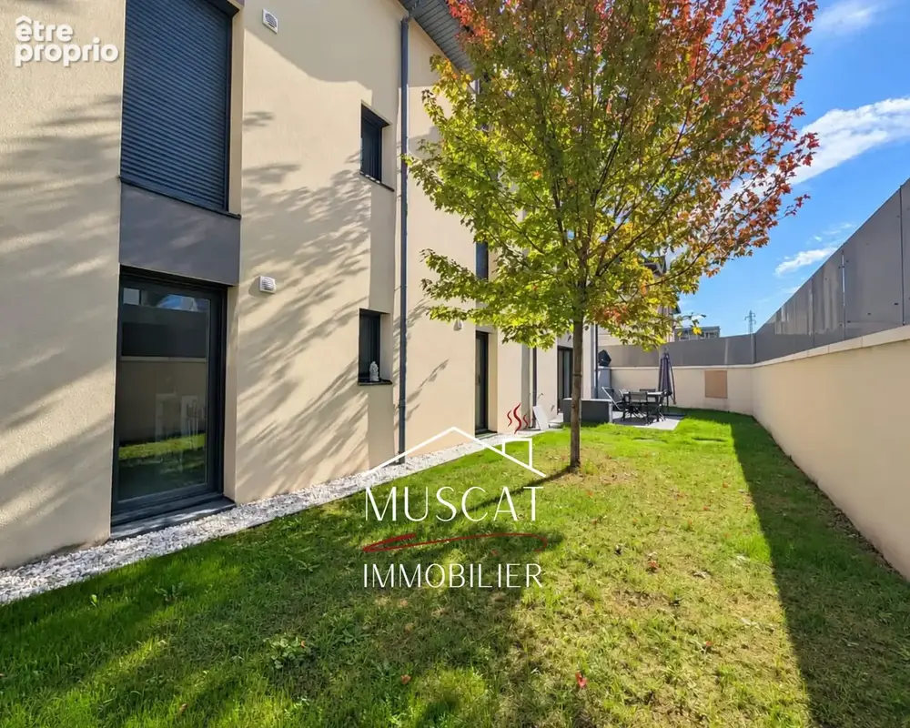 LA VERPILLIERE - Appartement Type 3 - 71.45m2 - Jardin - Garage - Cellier - photo 1