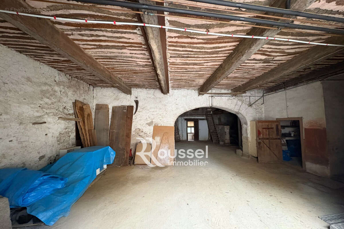 Maison à VILLEVEYRAC