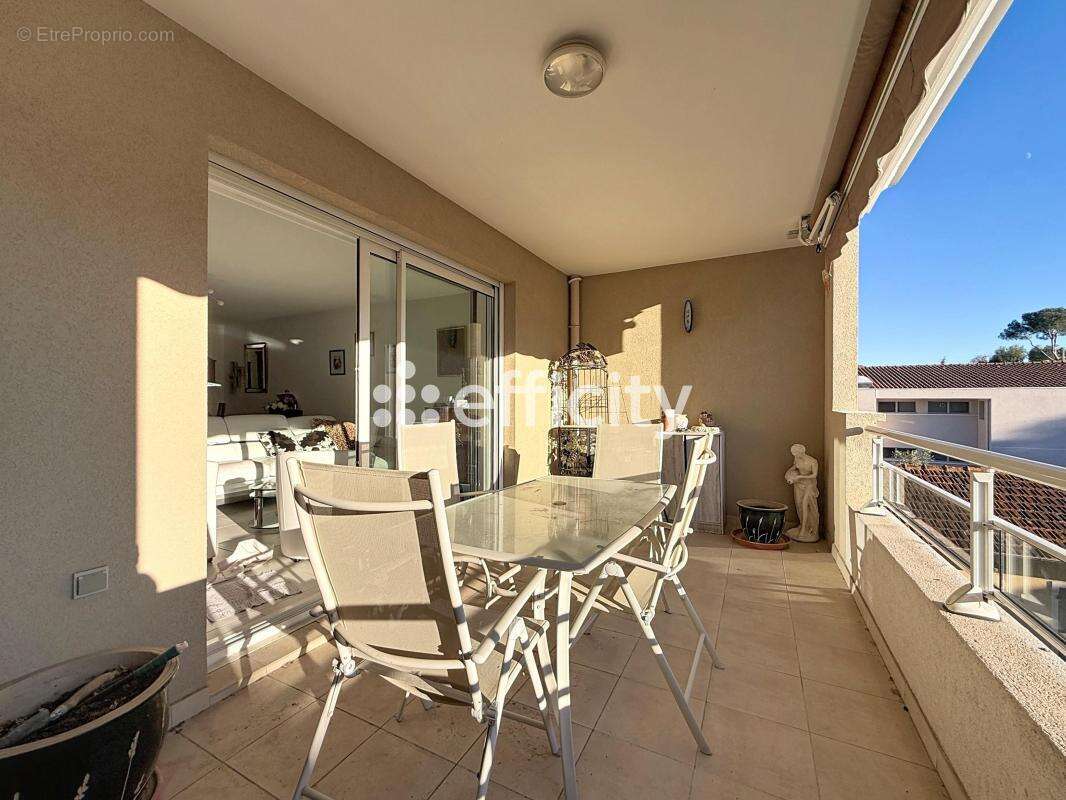 Appartement à SAINT-RAPHAEL