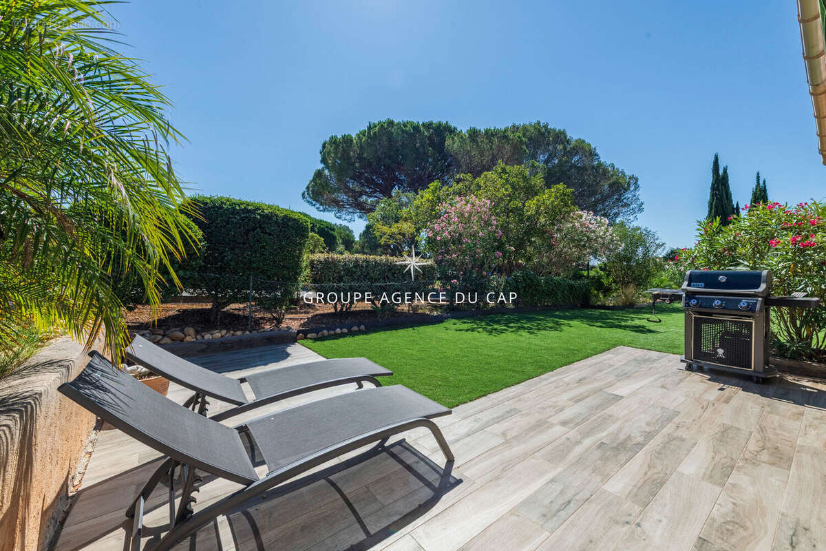 Valescure les Golfs, villa à pieds du centre commercial. - photo 12