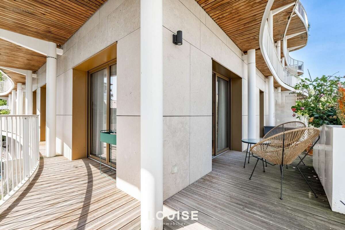 Appartement à VELIZY-VILLACOUBLAY