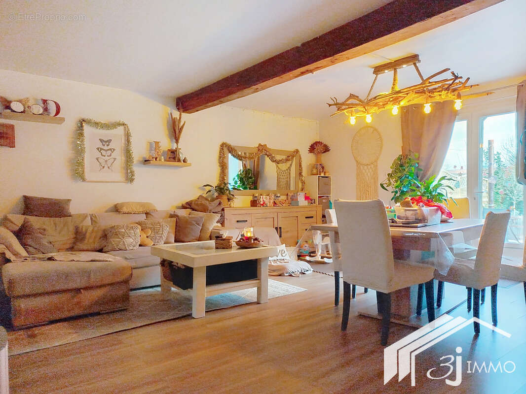 Maison à LEVIGNAC