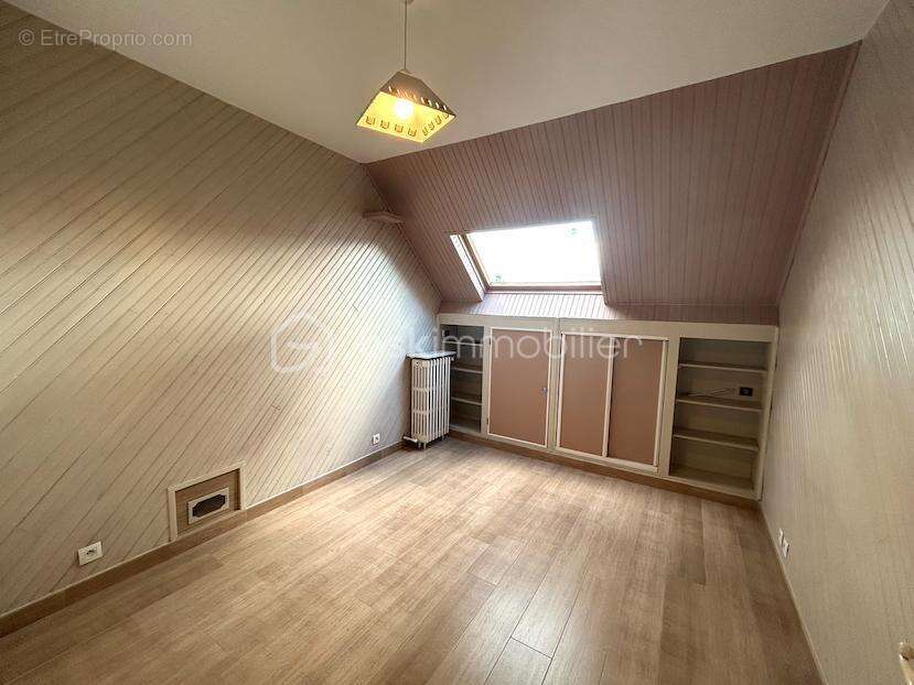 Maison à SAINT-PIERRE-DES-CORPS