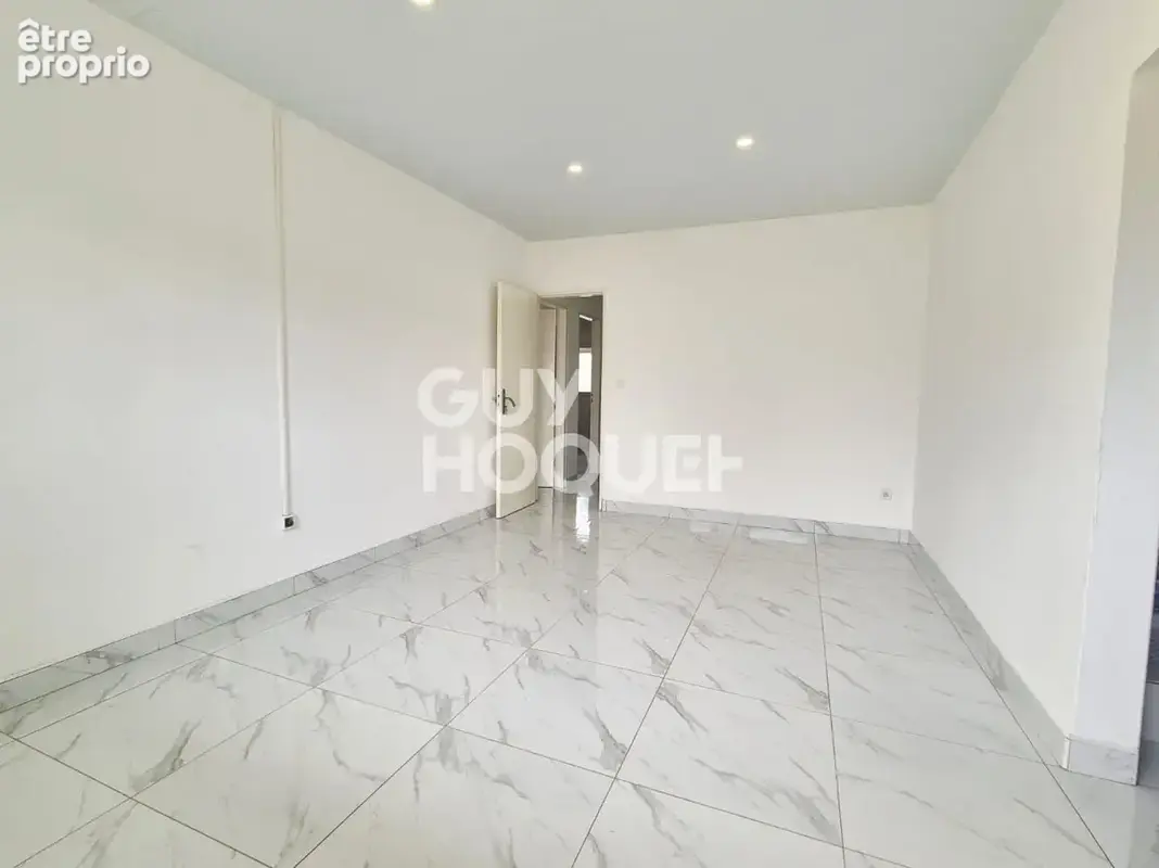 Maison  Rénovée de  4 pièce(s) - Montabo - photo 10