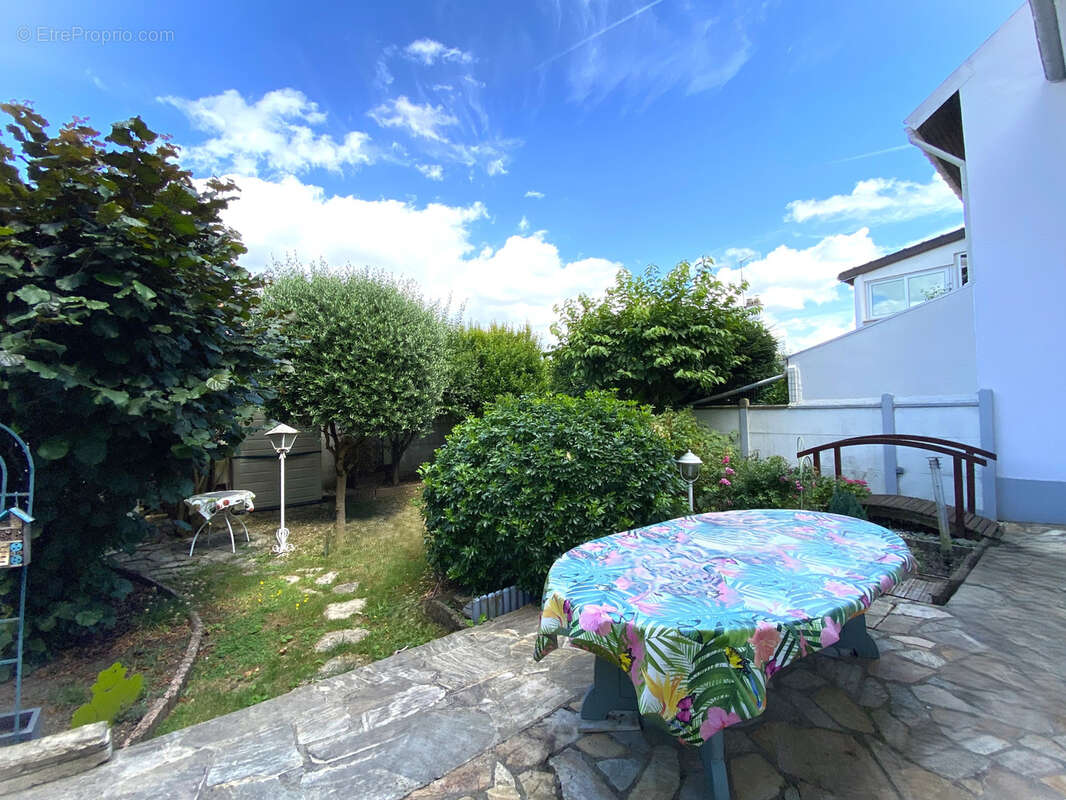 Maison à ORMESSON-SUR-MARNE