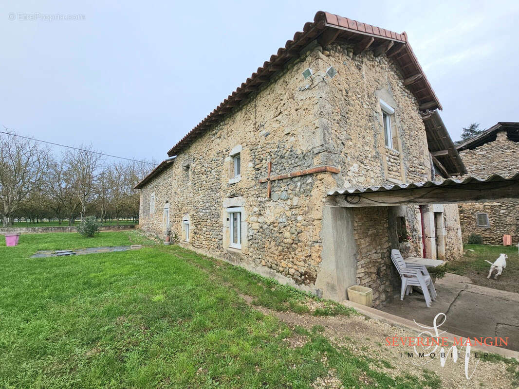 Maison à LA BAUME-D'HOSTUN