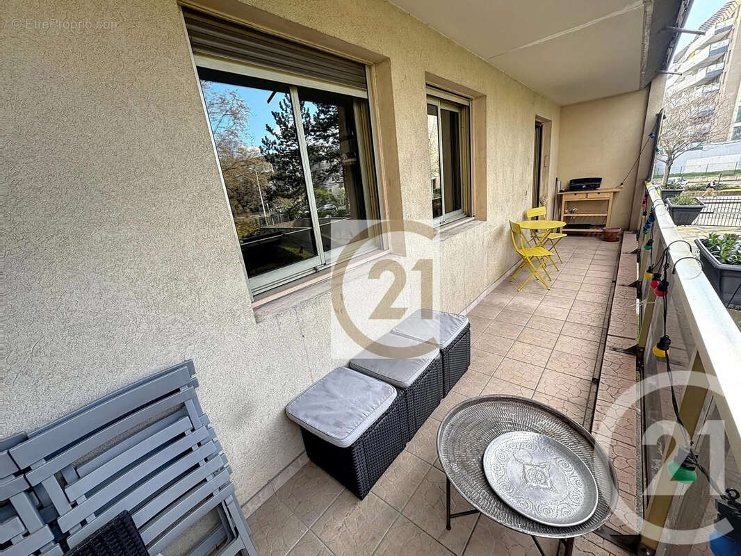 Appartement 83 m² à Lyon-7e  - photo 2