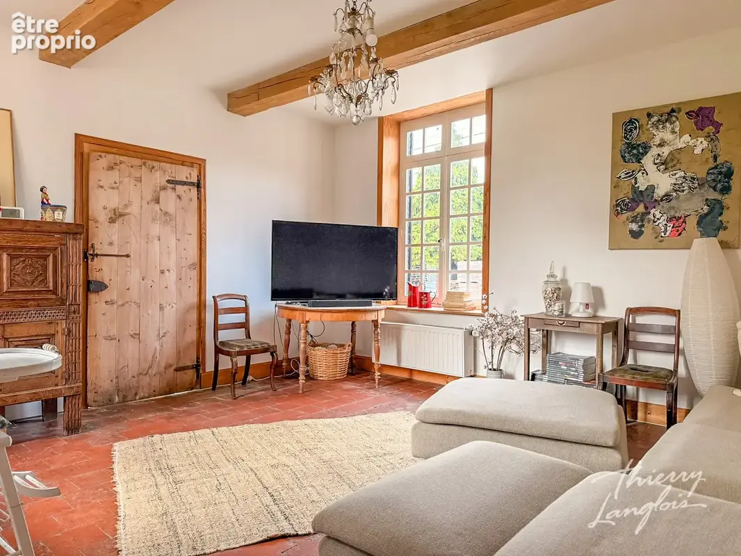 Fermette de caractère au cœur d’avelin   197 m2 habitables   jardin sud-ouest et parking - photo 5