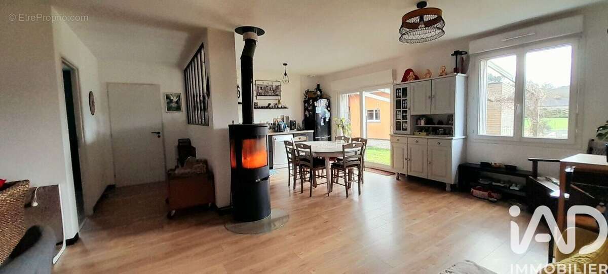 Photo 2 - Maison à LANDAUL