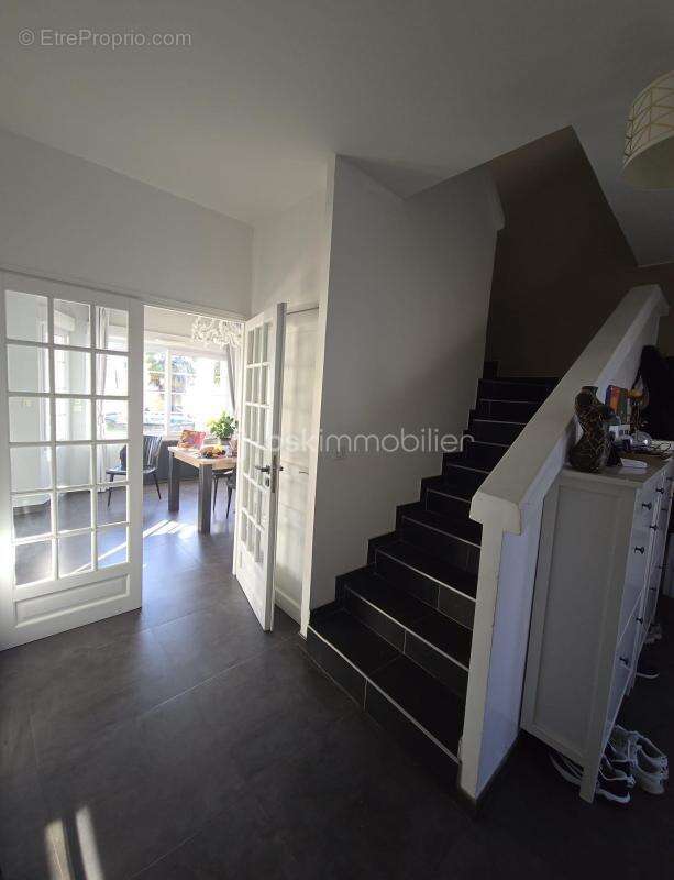 Belle maison familiale de 170 m² avec prestations haut de gamme - photo 5