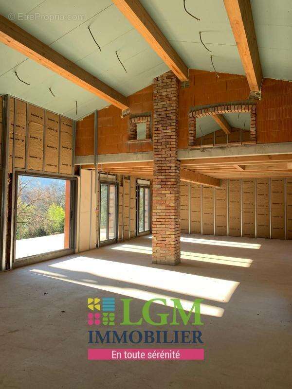 Maison à SAINT-JEAN-DU-PIN