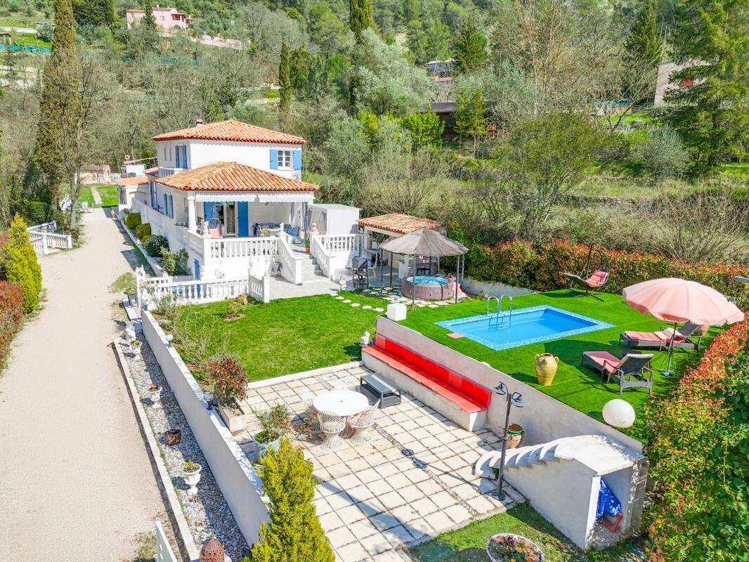 Maison à L'ESCARENE