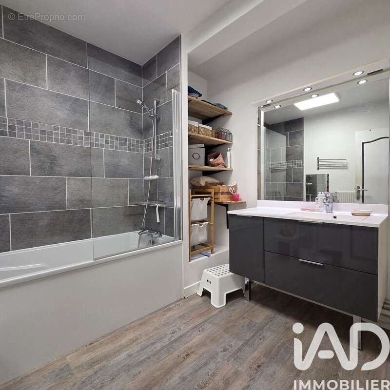 Appartement 84 m² à Tours  - photo 8