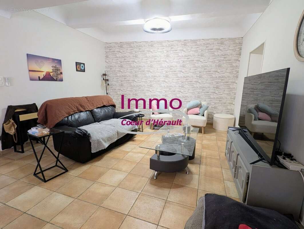 Maison à NEBIAN