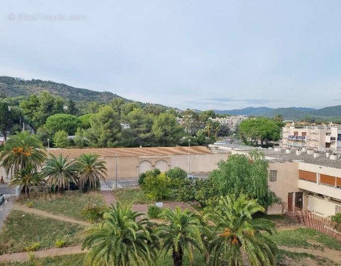 Appartement à HYERES