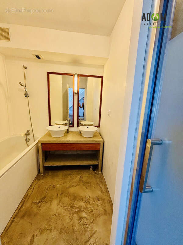 Appartement à LES AVIRONS