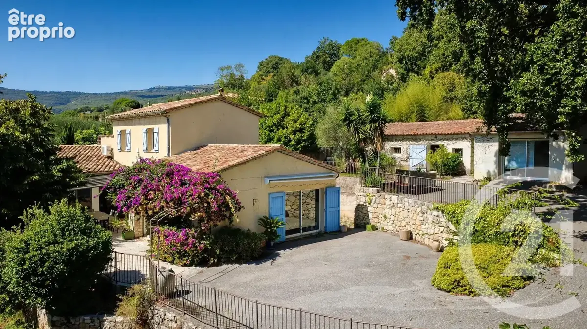 Maison 5 pièces 150 m² à vendre à Chateauneuf-Grasse (06740) - photo 2