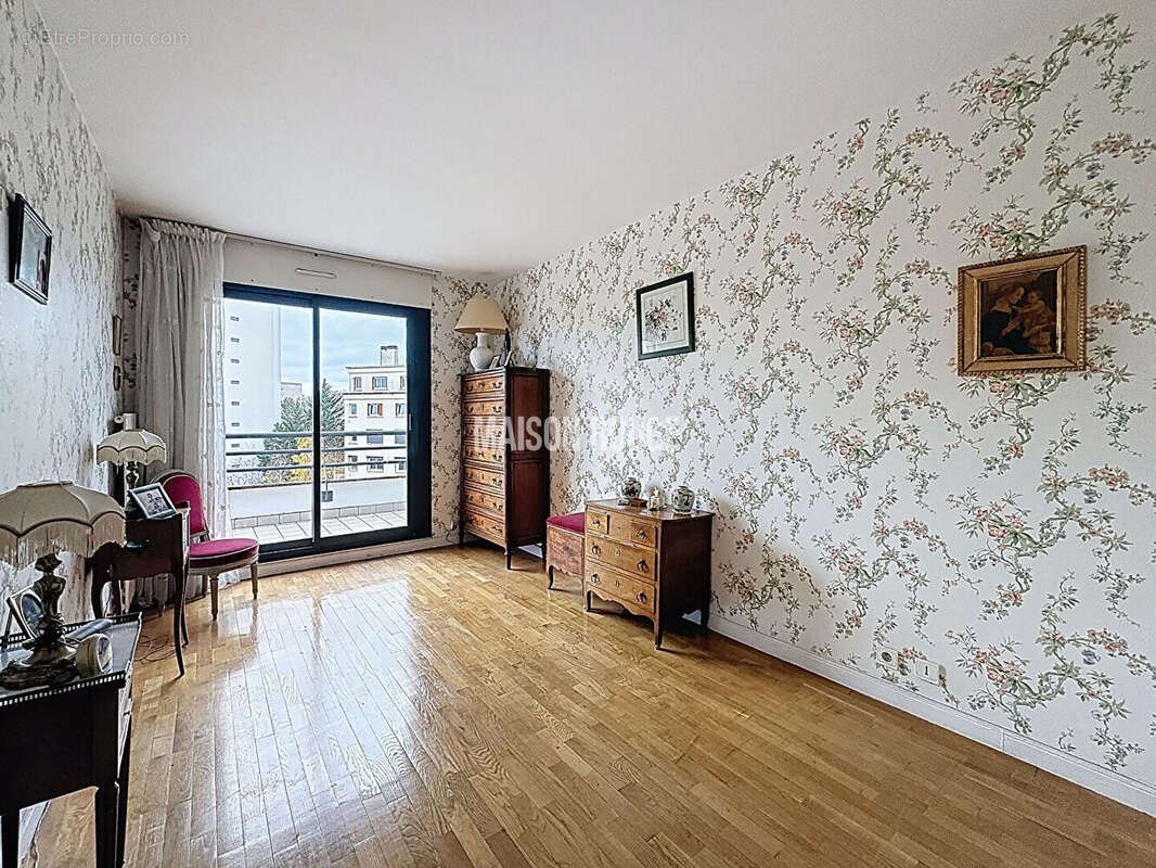 Appartement à BOULOGNE-BILLANCOURT