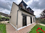Maison à SAINT-PANTALEON-DE-LARCHE