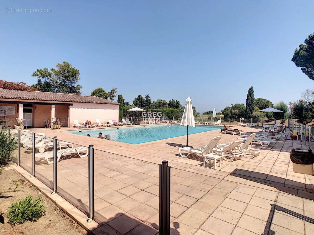 Appartement à VILLENEUVE-LOUBET