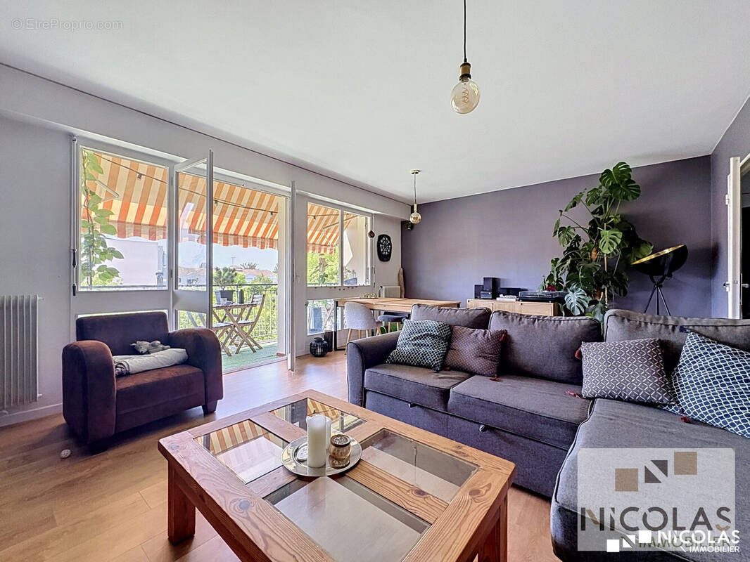 Appartement à BORDEAUX