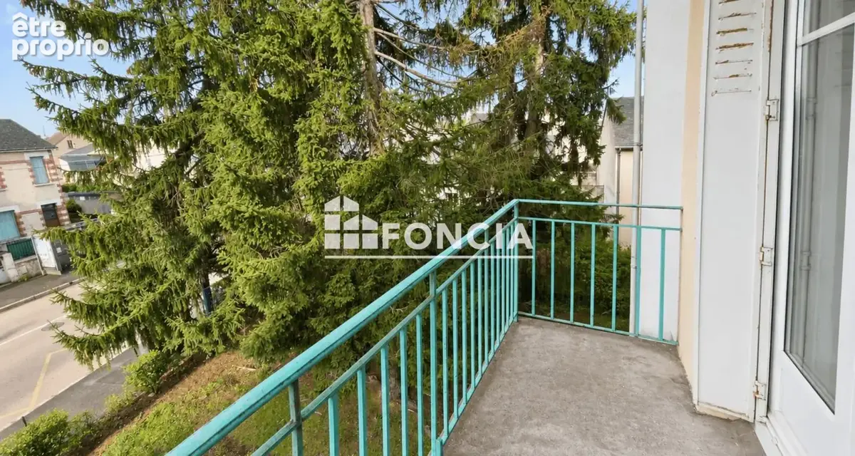 Tours – t4 de 74 m² vendu loué – 3 chambres, balcon, cave et parking - photo 8