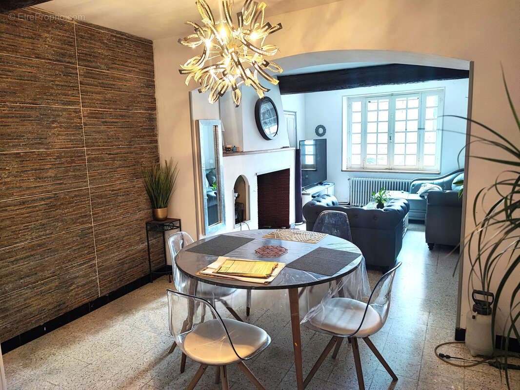 Maison à LA REDORTE