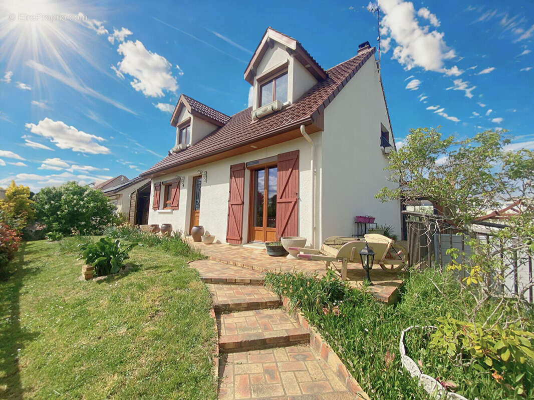 Maison à NOGENT-LE-ROI