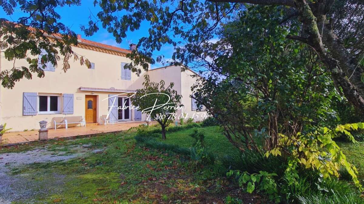 Maison à MONTELIMAR