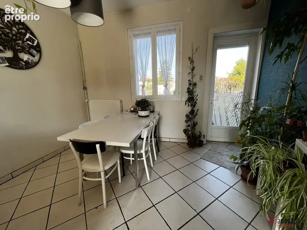 Maison 100 m² à Saint-Marcellin-En-Forez  - photo 7