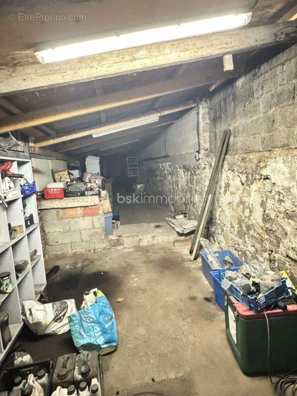 Appartement à LES PAVILLONS-SOUS-BOIS