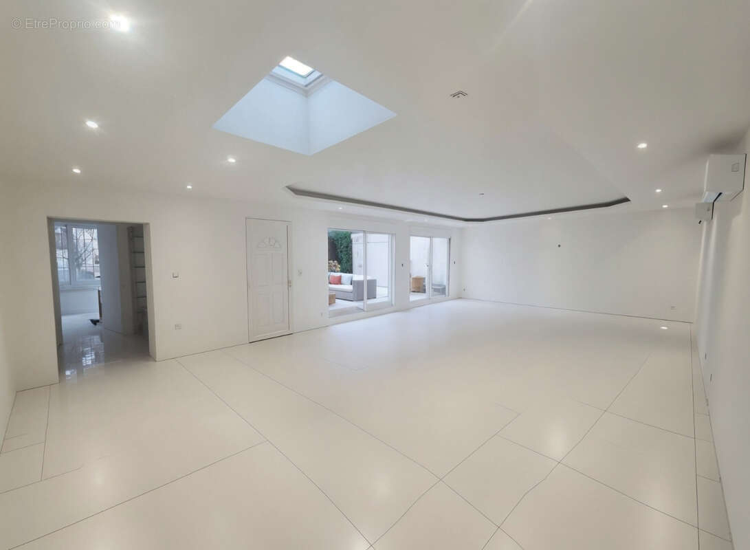 Appartement à PERTUIS