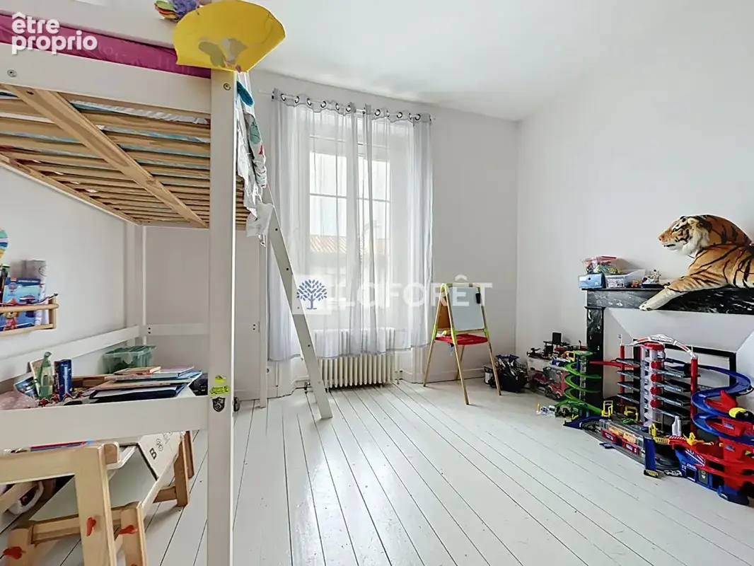 Belle Maison de caractère au coeur de Parthenay ! - photo 17