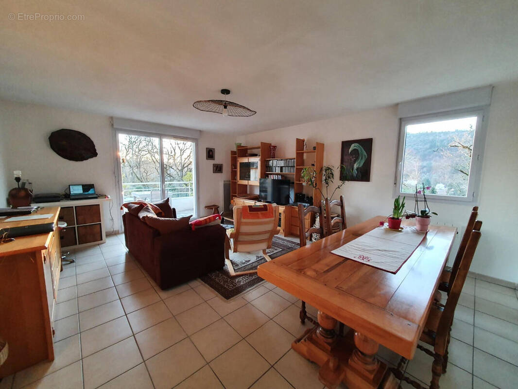 séjour - Appartement à CAHORS