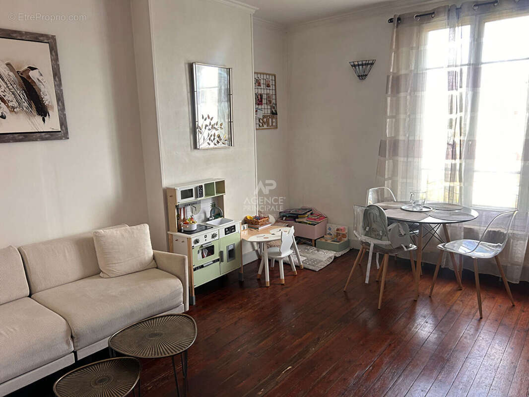 Appartement à MAISONS-LAFFITTE