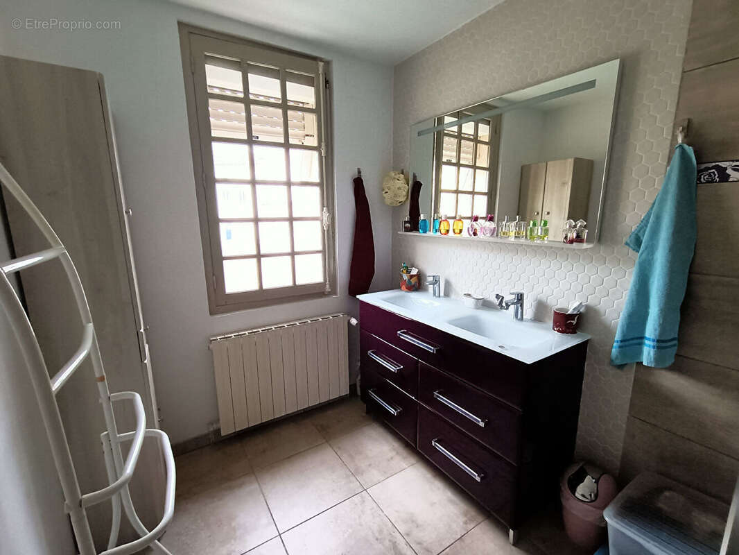 Appartement à TONNAY-CHARENTE
