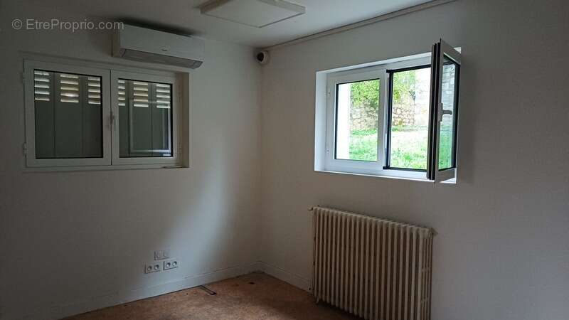 Maison à SAVIGNAC-LES-EGLISES