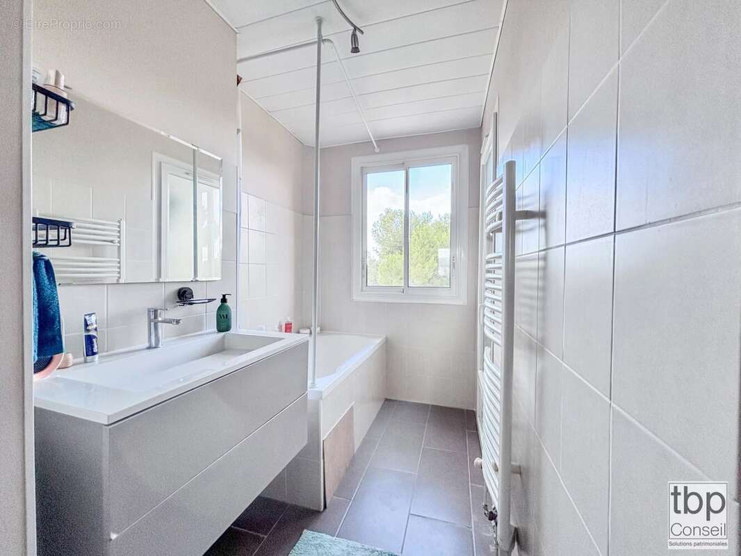 Appartement à MARSEILLE-12E