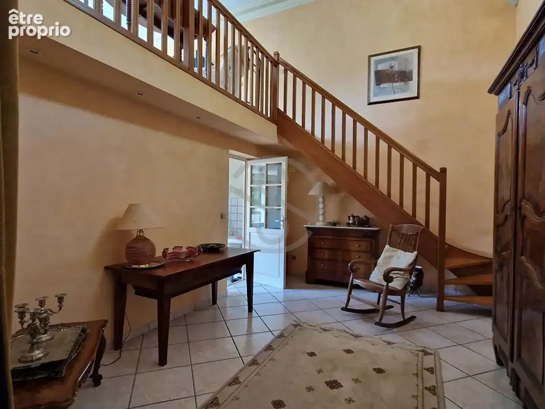 Propriété 230 m2 + grande dépendance + terrain constructible - photo 5