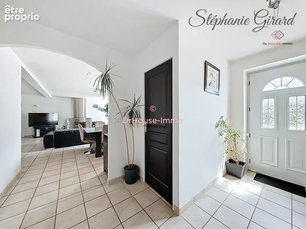 Maison 208 m² à Gidy  - photo 4