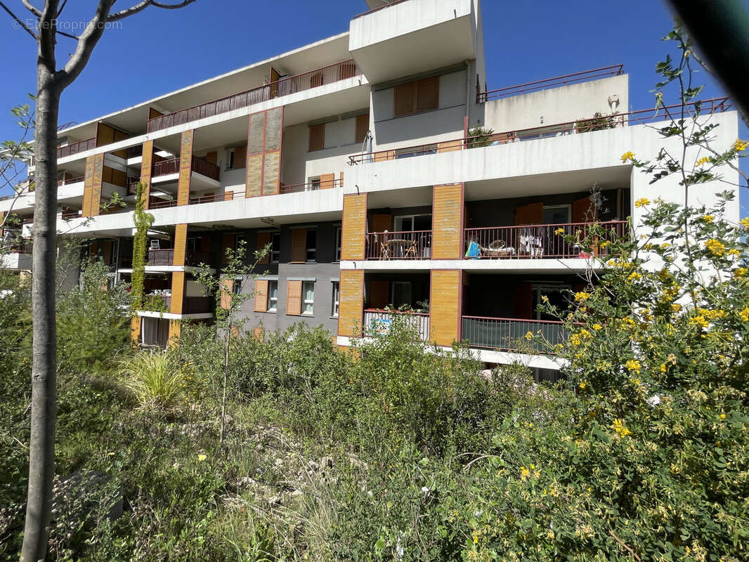 Appartement à MARSEILLE-13E