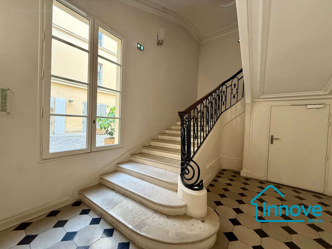 Appartement à VERSAILLES