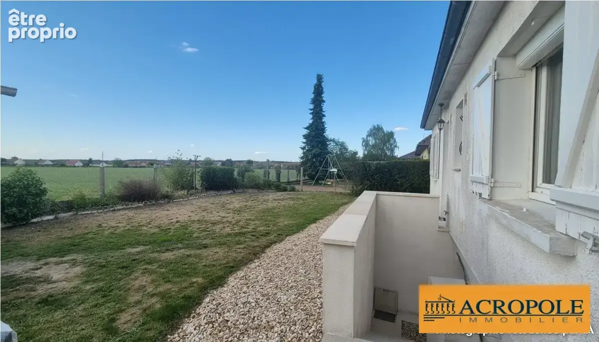 Maison 3 pièces 76 m² à vendre à Aubigny-Sur-Nere (18700) - photo 2