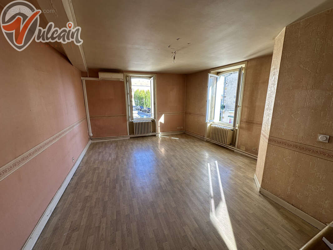 Appartement à VERTAIZON