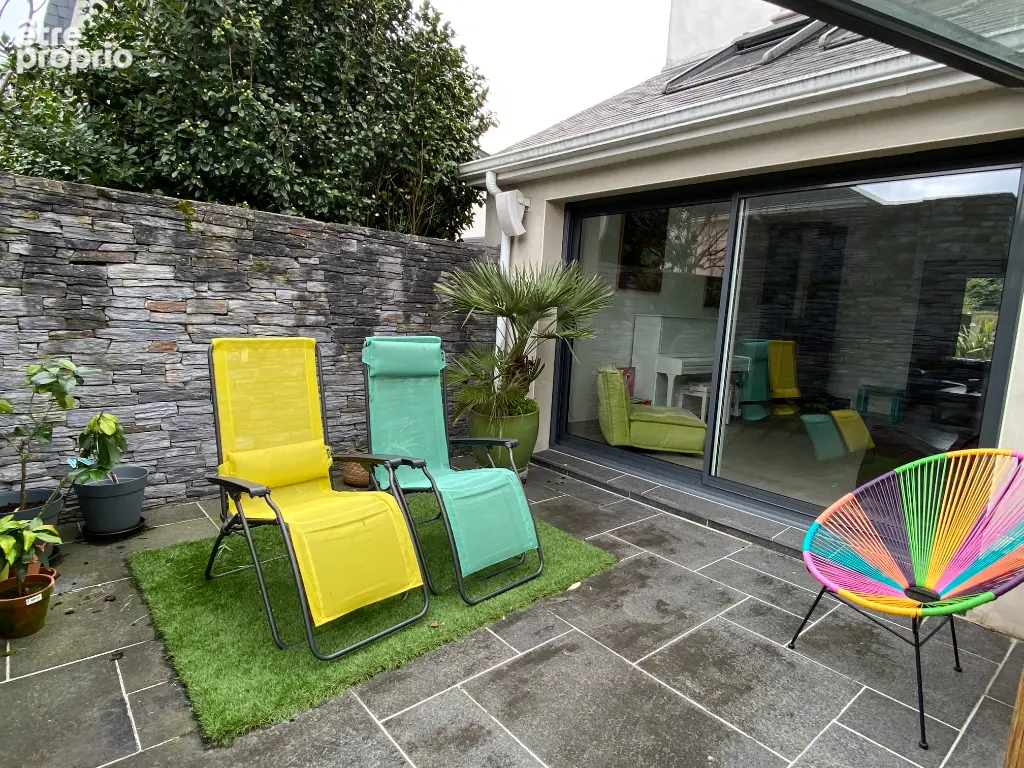 Maison contemporaine dans une rue au calme avec jardin paysagé et spa - photo 5