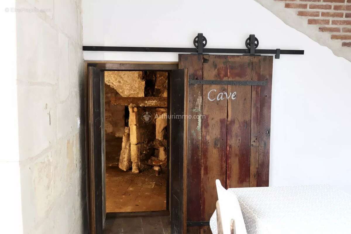 Maison à LA CHARTRE-SUR-LE-LOIR